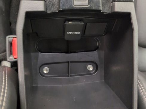 Used 2022 Toyota Corolla Cross XLE image 44