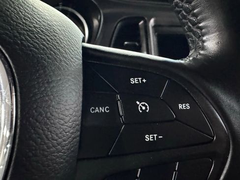 Used 2023 Dodge Challenger GT image 23