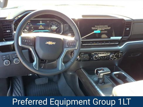 New 2026 Chevrolet Silverado 1500 LT image 2