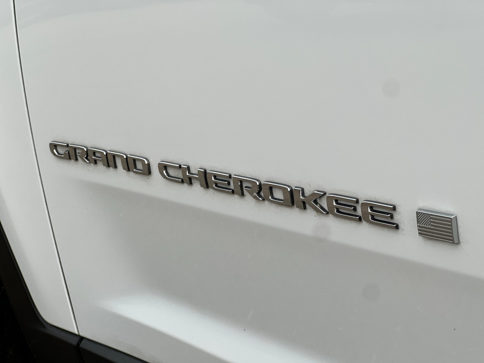 Used 2023 Jeep Grand Cherokee Laredo AWD/4WD image 40