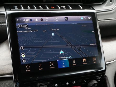 Used 2023 Jeep Grand Cherokee L Limited w/ Luxury Tech Group II AWD/4WD image 18