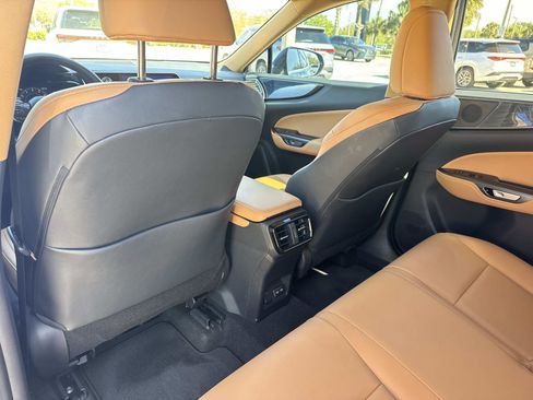 Used 2025 Lexus NX 250 FWD w/ Premium Package image 13