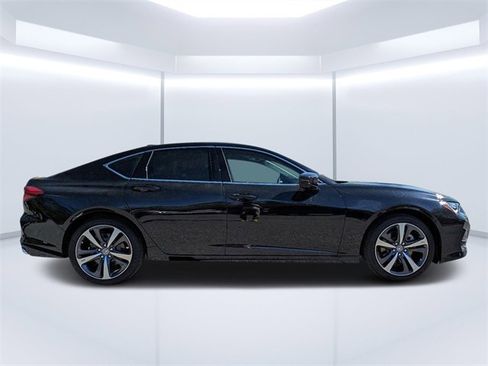 New 2025 Acura TLX w/ Technology Package image 2