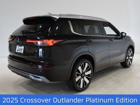 New 2025 Mitsubishi Outlander AWD image 4