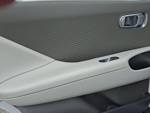 New 2025 Hyundai Ioniq 6 SEL image 8