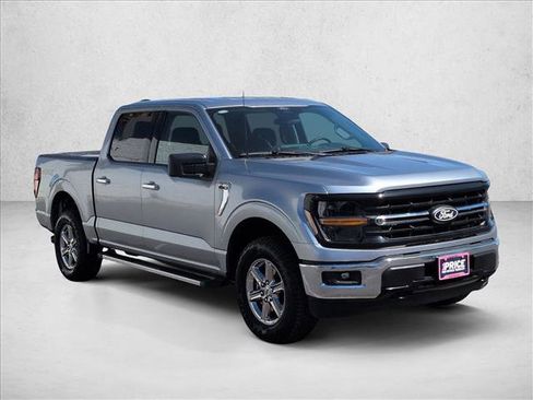 Used 2025 Ford F150 XLT w/ Equipment Group 301A Standard AWD/4WD image 3