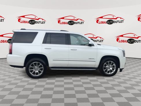 Used 2017 GMC Yukon Denali w/ Open Road Package AWD/4WD image 9