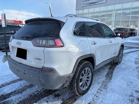 Used 2020 Jeep Cherokee Latitude Plus image 4