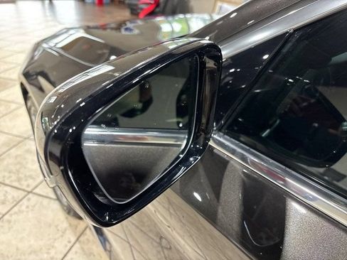 Used 2019 BMW 530e w/ Executive Package RWD image 7