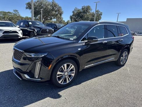 Used 2024 Cadillac XT6 Premium Luxury image 5