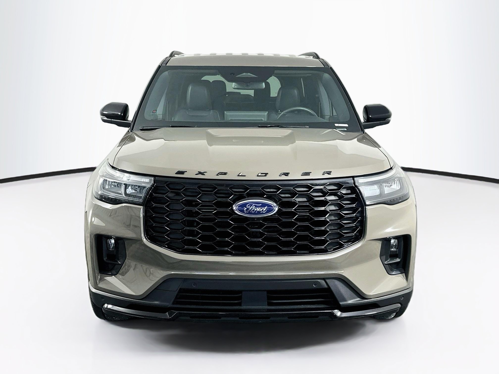 Used 2026 Ford Explorer ST-Line w/ ST-Line Street Pack RWD image 2