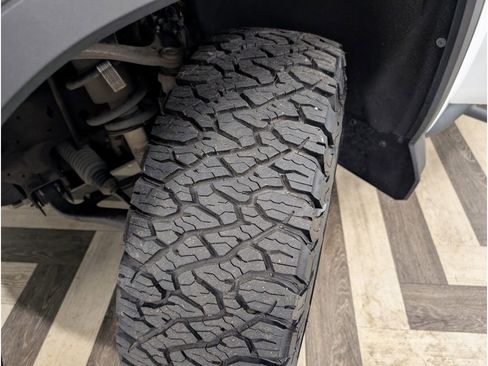 Used 2021 GMC Sierra 1500 AT4 w/ AT4 Value Package image 21