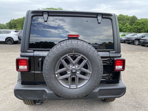New 2026 Jeep Wrangler Unlimited Sport AWD/4WD image 4