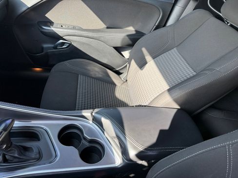 Used 2020 Dodge Challenger SXT image 14