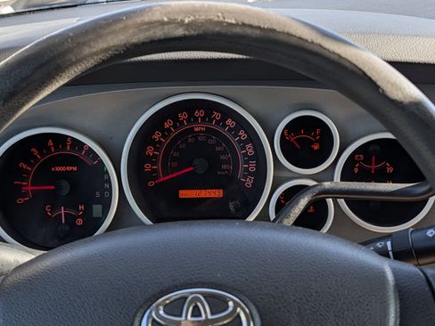 Used 2010 Toyota Tundra 2WD Double Cab image 27