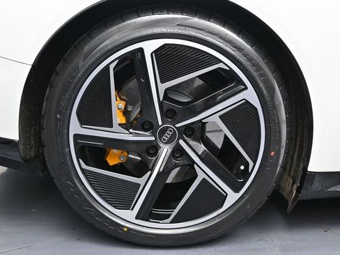 Used 2023 Audi RS e-tron GT w/ Carbon Performance Package image 11