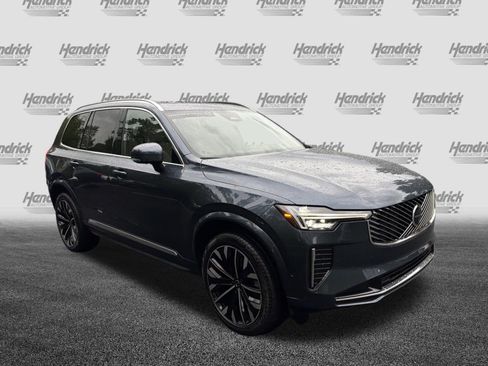 Certified 2026 Volvo XC90 B6 Plus AWD/4WD image 2