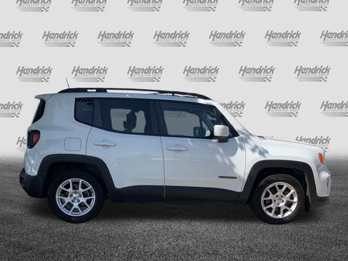 Used 2020 Jeep Renegade Latitude FWD image 11