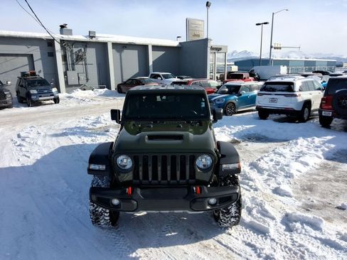 Certified 2023 Jeep Gladiator Mojave image 1