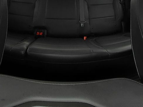 Used 2020 Chevrolet Silverado 1500 Custom w/ Custom Value Package AWD/4WD image 13
