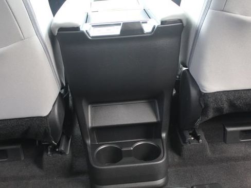 Certified 2026 Toyota Sienna LE FWD image 36