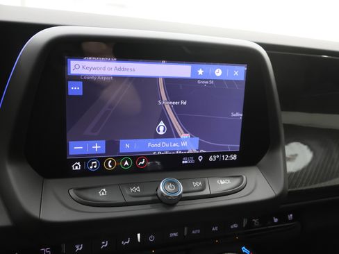 Used 2019 Chevrolet Camaro ZL1 RWD image 11