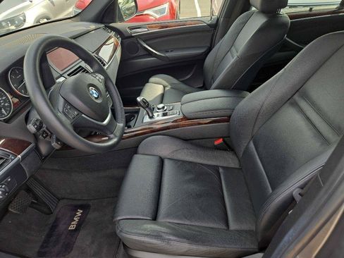 Used 2009 BMW X5 xDrive35d w/ Sport Pkg AWD/4WD image 16