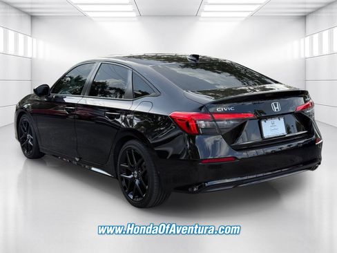 Certified 2024 Honda Civic Sport image 4