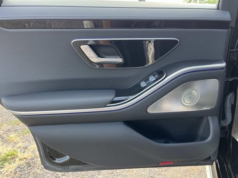 Certified 2023 Mercedes-Benz S 500 4MATIC image 19