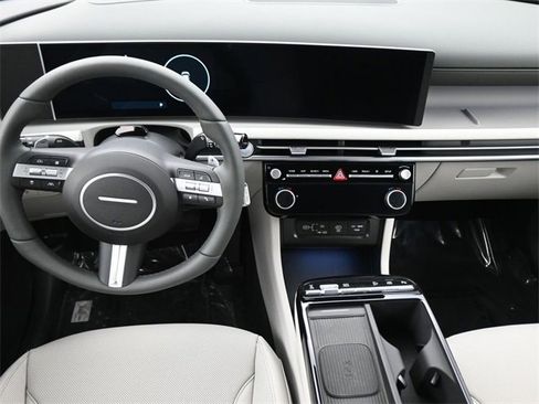 New 2026 Hyundai Tucson Limited image 12