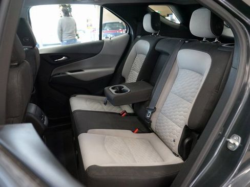 Used 2020 Chevrolet Equinox LS image 39