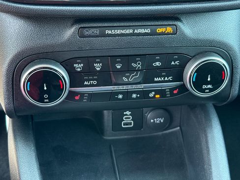 Used 2024 Ford Escape ST-Line image 31