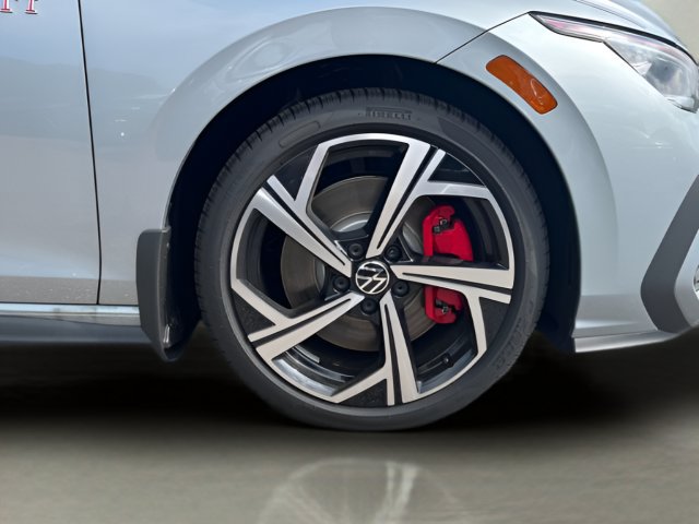 New 2026 Volkswagen GTI SE FWD image 9