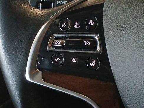 Used 2020 Cadillac Escalade Luxury w/ Escalade Sport Edition AWD/4WD image 10