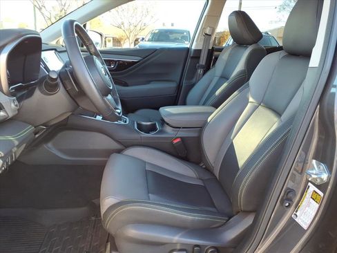 Certified 2025 Subaru Outback Onyx Edition w/ Popular Package #2 image 5