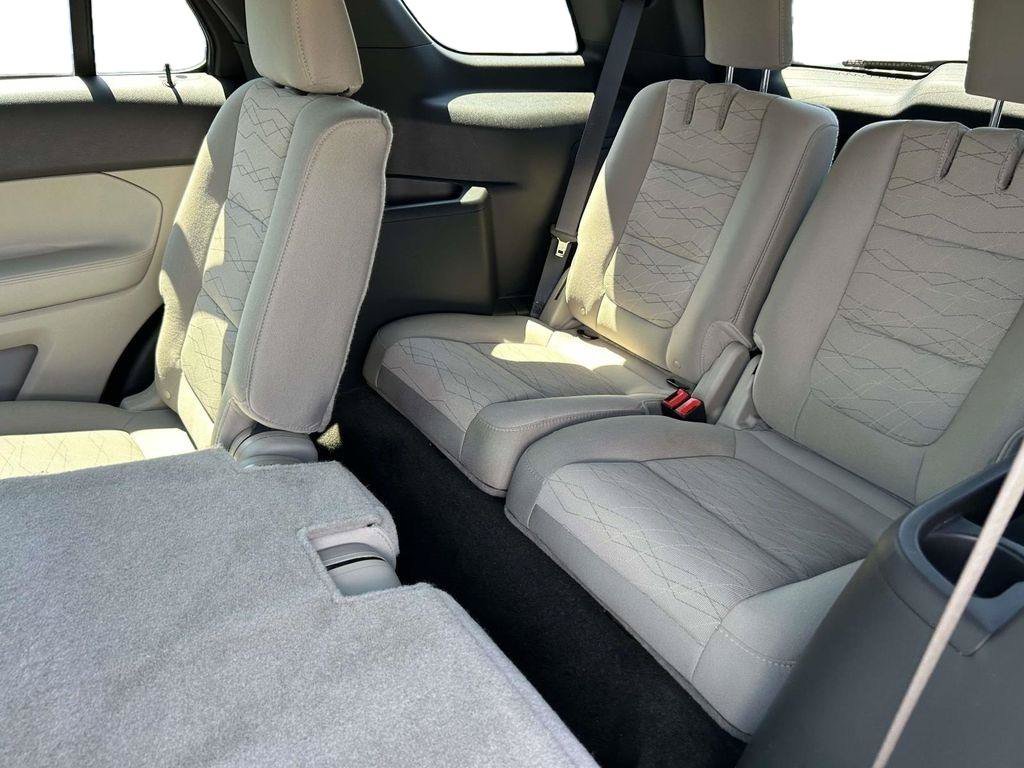 Used 2014 Ford Explorer FWD image 9