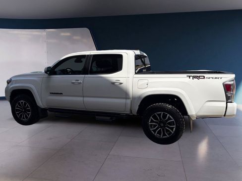 Used 2023 Toyota Tacoma TRD Sport w/ Technology Package RWD image 2