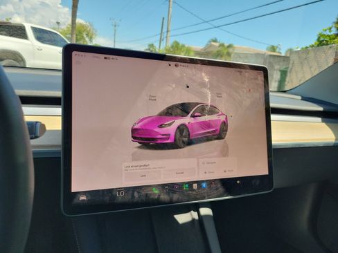 Used 2023 Tesla Model 3 Standard Range RWD image 20