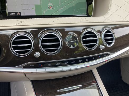 Used 2015 Mercedes-Benz S 550 Sedan image 31