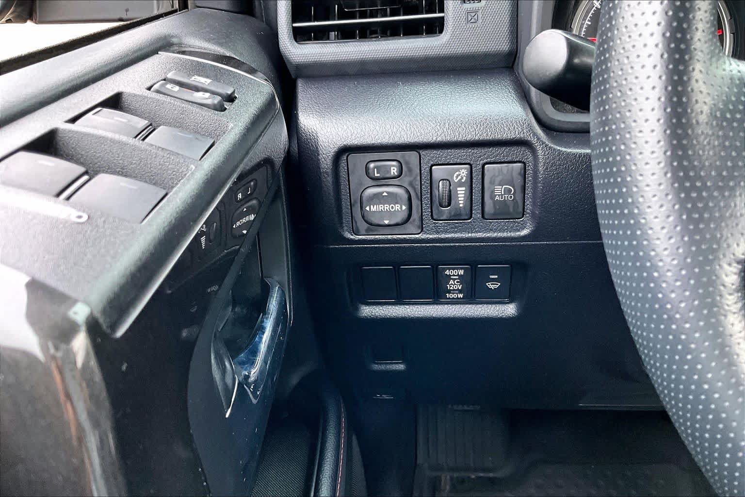 Used 2024 Toyota 4Runner TRD Off-Road Premium w/ Moonroof Package AWD/4WD image 32