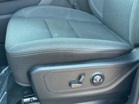 Used 2022 RAM 1500 Big Horn AWD/4WD image 25