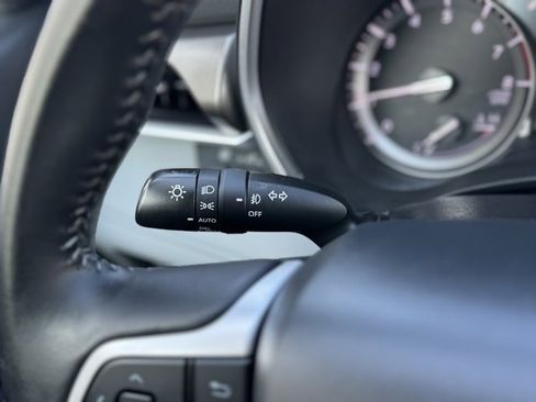 Certified 2022 Toyota Highlander XLE image 33