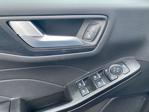 New 2026 Ford Escape ST-Line w/ Tech Pack #1 image 17