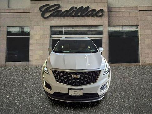Used 2023 Cadillac XT5 Premium Luxury w/ LPO, Floor Liner Package AWD/4WD image 8