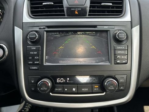 Used 2017 Nissan Altima 3.5 SL FWD image 47