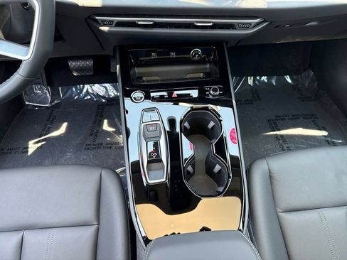 Certified 2025 Audi A5 2.0T Premium w/ Convenience Package AWD/4WD image 18