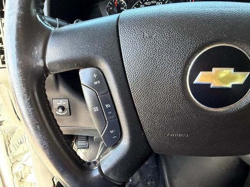 Used 2020 Chevrolet Express 2500 RWD 2500 155 w/ Communications Package image 16