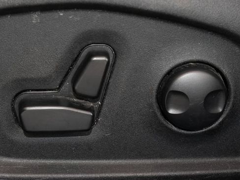 Used 2022 Jeep Compass Limited AWD/4WD image 19