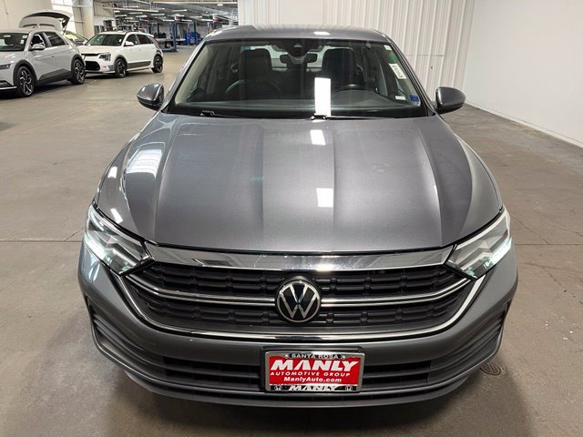 Used 2024 Volkswagen Jetta SE FWD image 8