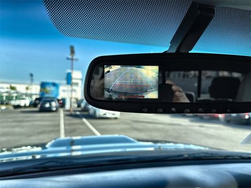 Used 2012 Toyota Tacoma 4x4 Double Cab w/ TRD Sport Upgrade Pkg image 25